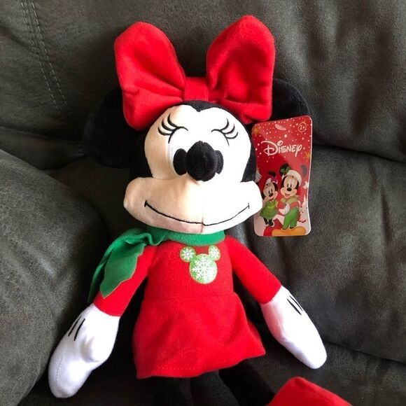 Disney Minnie Mouse Holiday/ Winter Plush - Picture 1 of 4